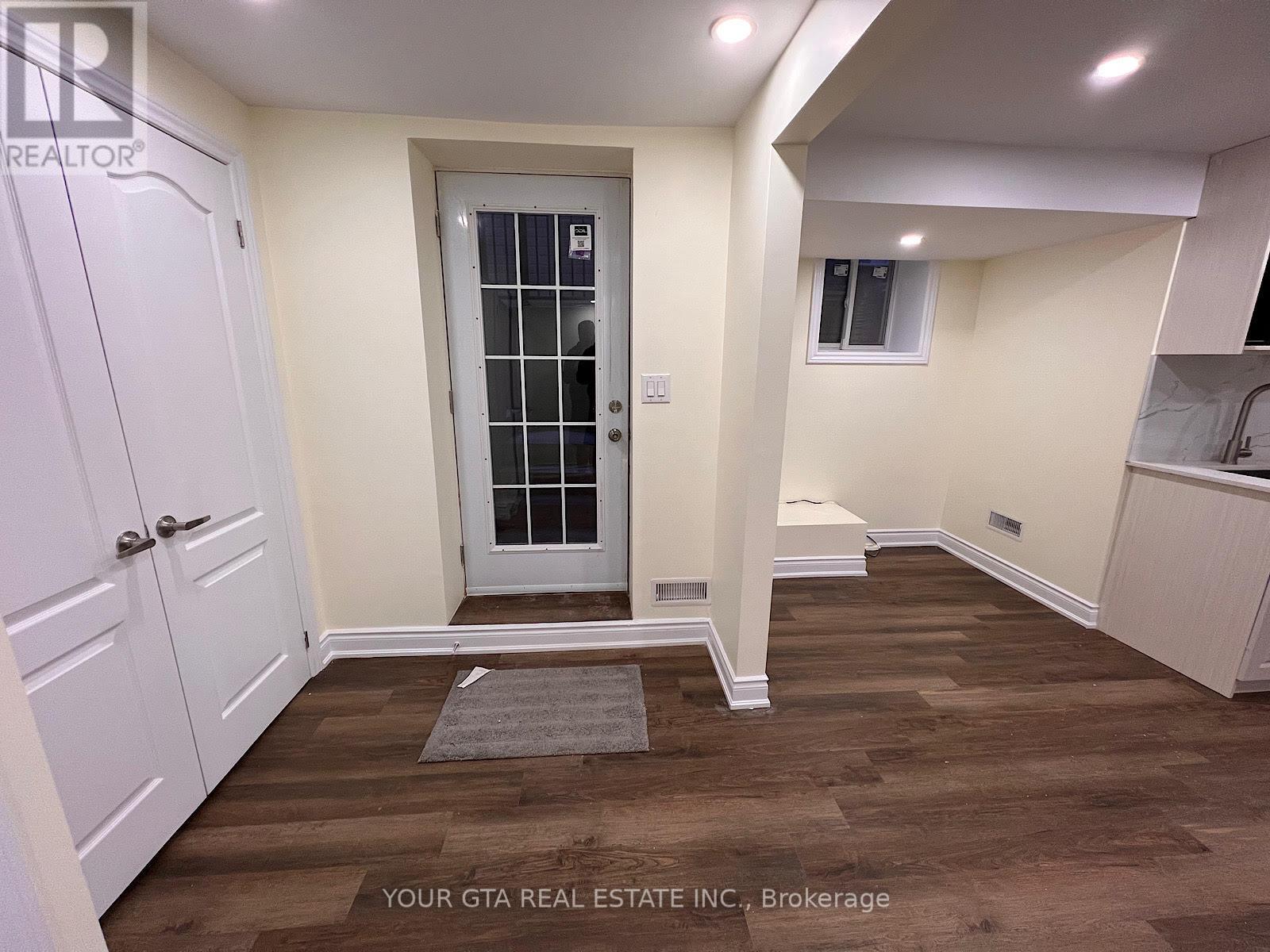 Bsmt - 2164 Eighth Line, Oakville, Ontario  L6H 4W3 - Photo 6 - W12549336