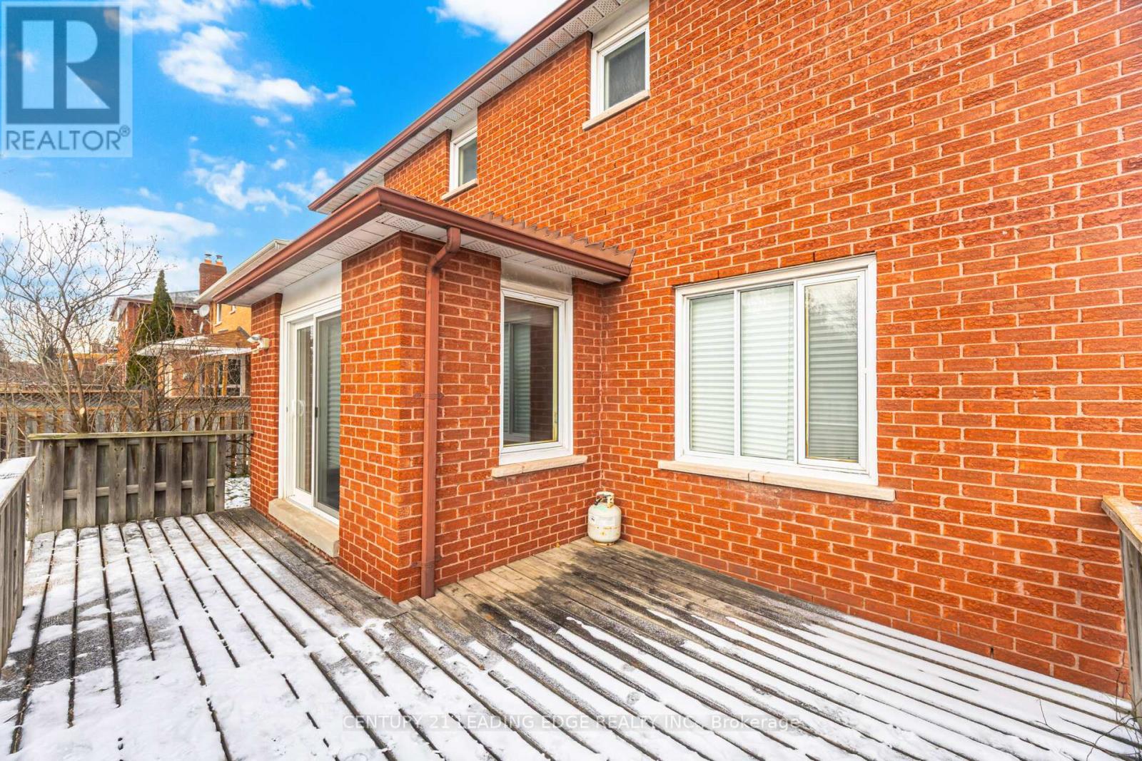 260 Old Orchard Circle, Oakville, Ontario  L6H 4N7 - Photo 29 - W12610350