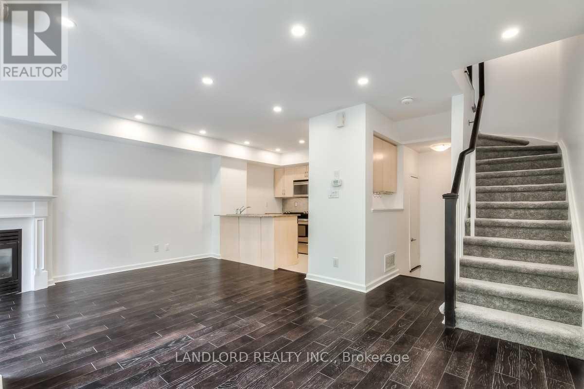 312 - 60 Joe Shuster Way, Toronto, Ontario  M6K 1Y8 - Photo 4 - W12691404