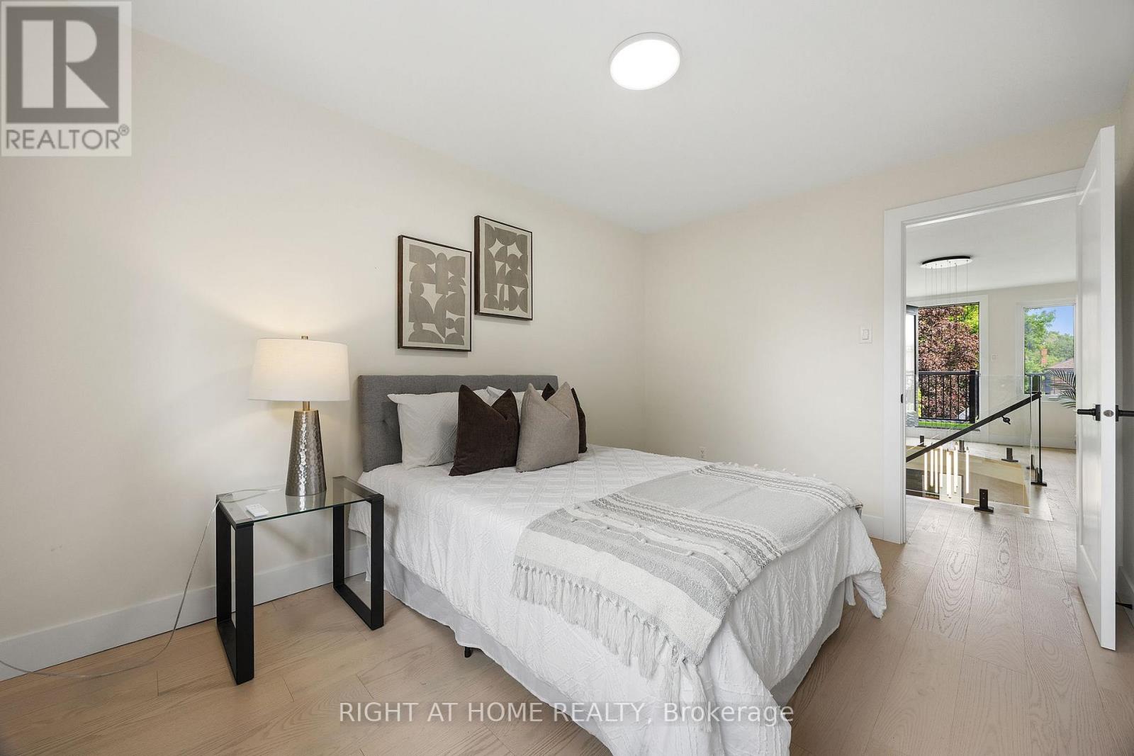 3049 Golden Orchard Drive, Mississauga, Ontario  L4X 2V1 - Photo 28 - W12691494