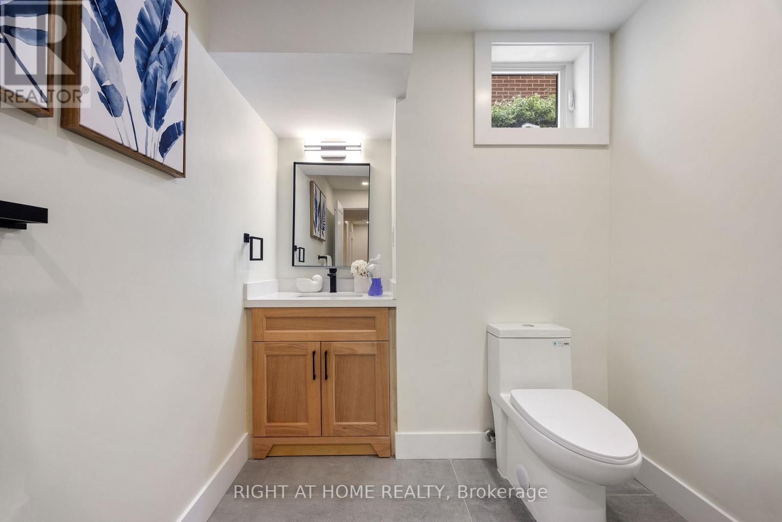 3049 Golden Orchard Drive, Mississauga, Ontario  L4X 2V1 - Photo 32 - W12691494