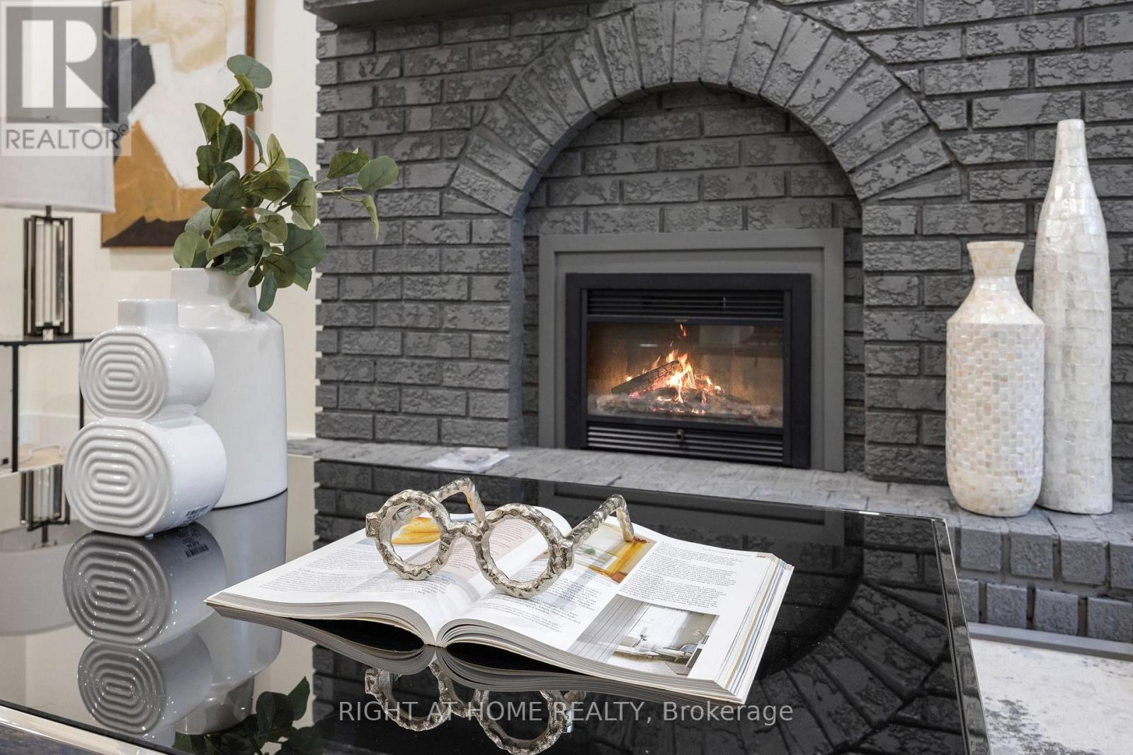 3049 Golden Orchard Drive, Mississauga, Ontario  L4X 2V1 - Photo 35 - W12691494