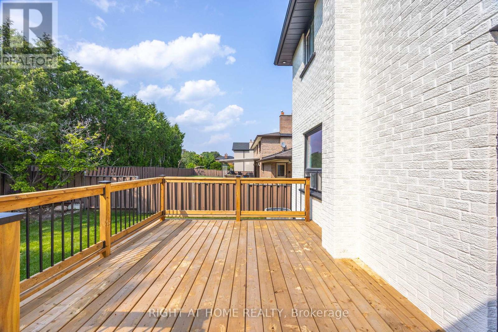 3049 Golden Orchard Drive, Mississauga, Ontario  L4X 2V1 - Photo 48 - W12691494