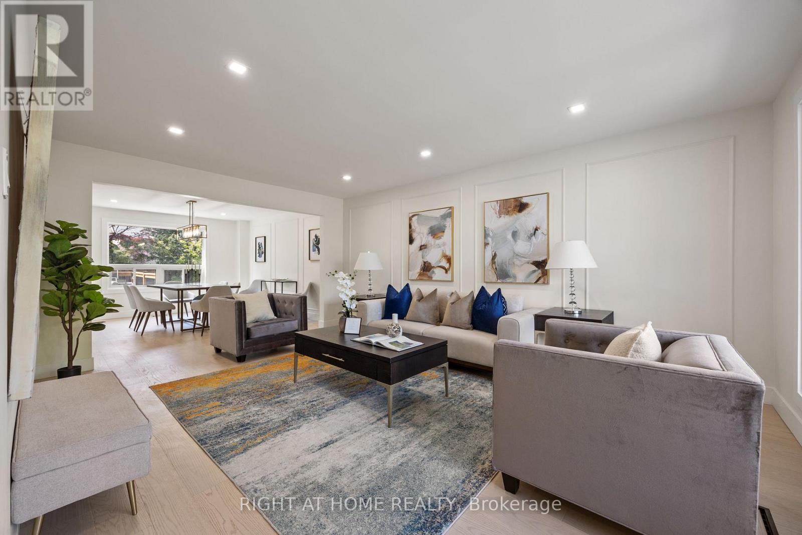 3049 Golden Orchard Drive, Mississauga, Ontario  L4X 2V1 - Photo 7 - W12691494