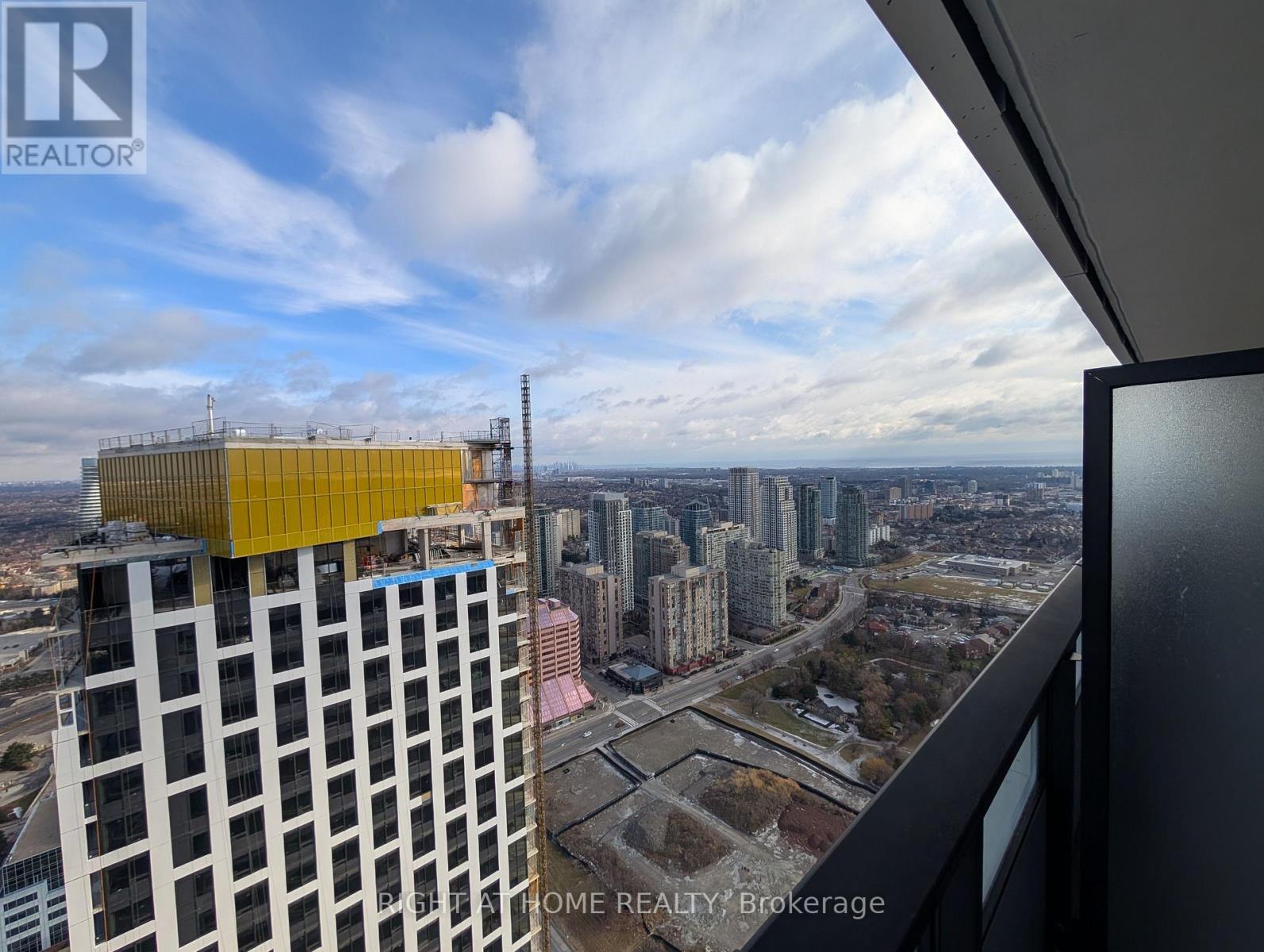 4410 - 4015 The Exchange, Mississauga, Ontario  L5B 0N9 - Photo 14 - W12691518