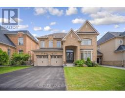 10 AGINCOURT CIRCLE, Brampton, Ontario