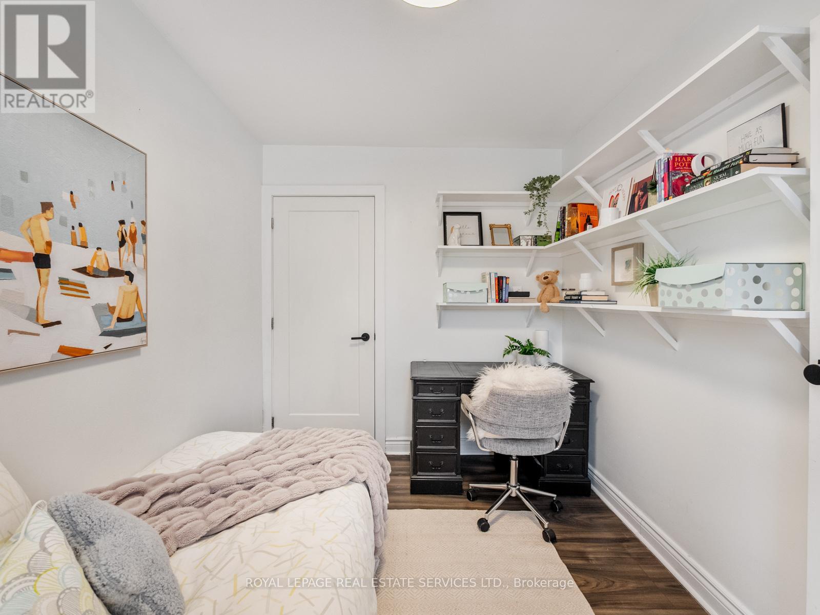 74 Chryessa Avenue, Toronto (Rockcliffe-Smythe), Ontario  M6N 4T7 - Photo 31 - W12691526