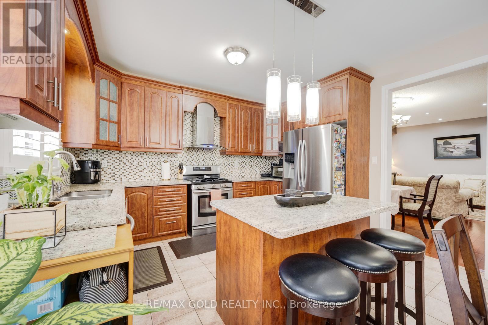 Main & Upper - 44 Summershade Street, Brampton (Bram East), Ontario  L6P 2C2 - Photo 19 - W12691554