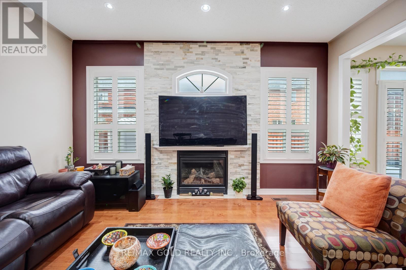 Main & Upper - 44 Summershade Street, Brampton (Bram East), Ontario  L6P 2C2 - Photo 23 - W12691554