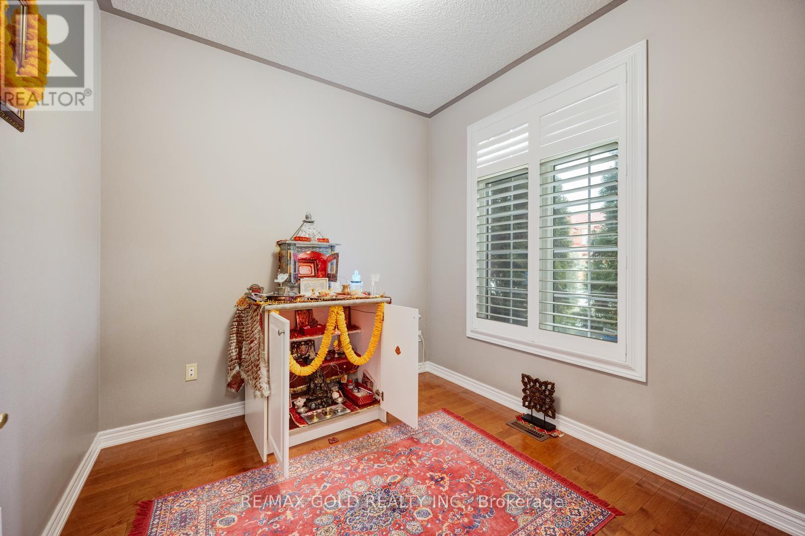 Main & Upper - 44 Summershade Street, Brampton (Bram East), Ontario  L6P 2C2 - Photo 4 - W12691554