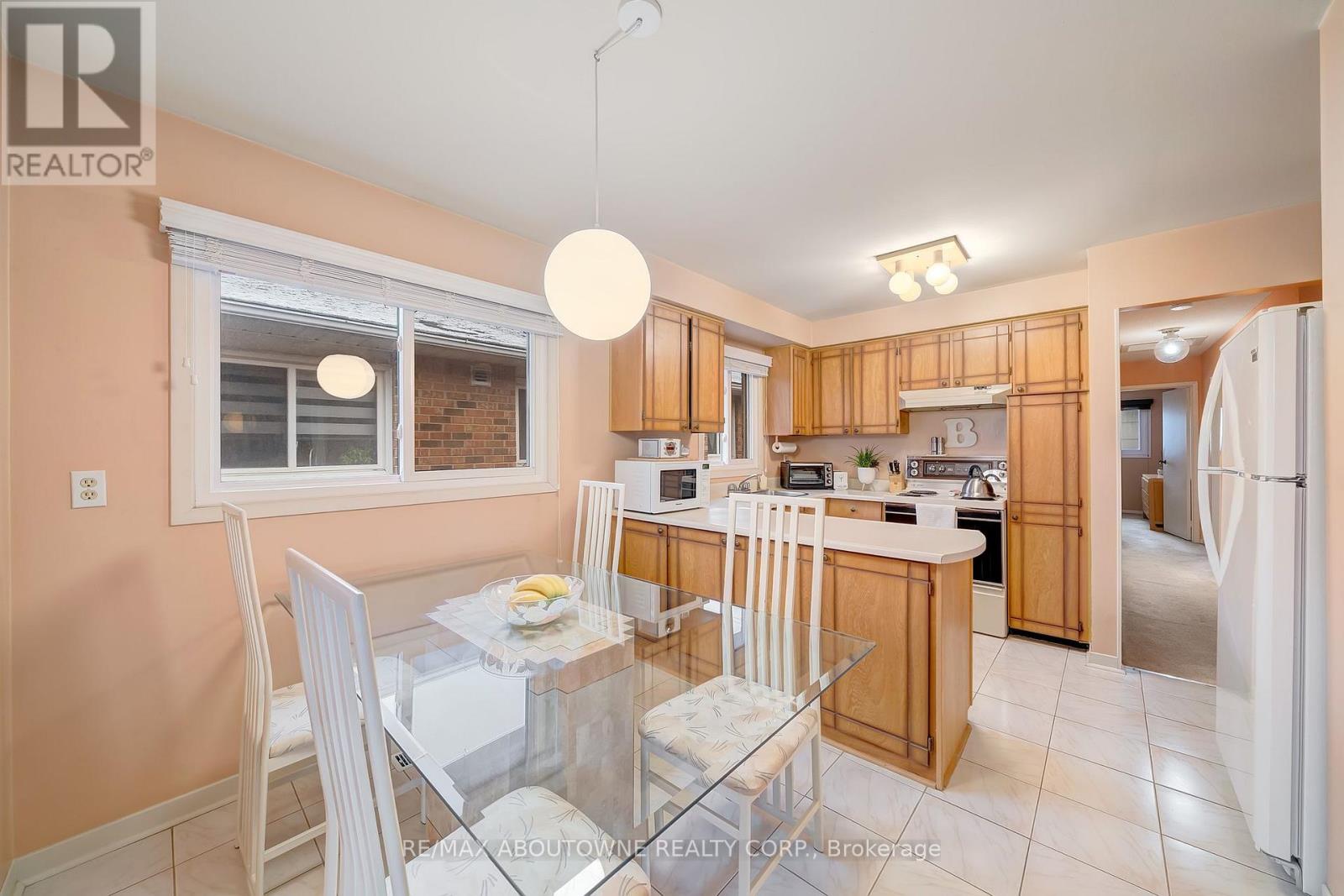 38 Philosopher's Trail, Brampton (Northgate), Ontario  L6S 4C9 - Photo 12 - W12691574