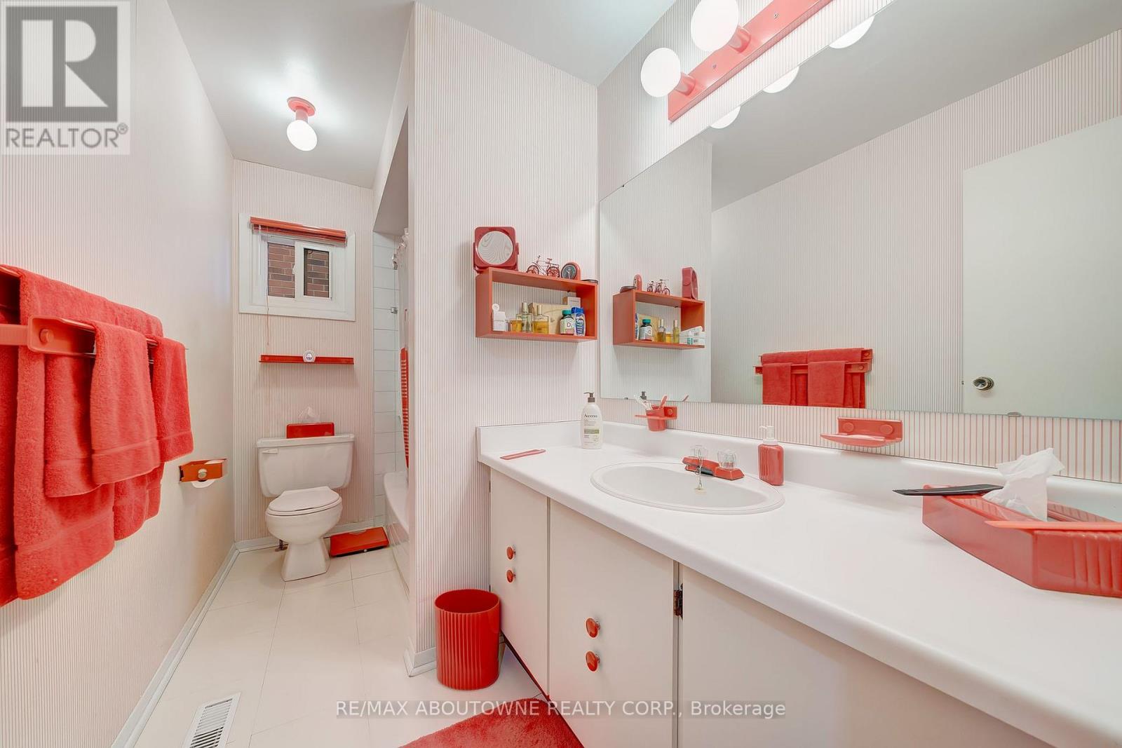 38 Philosopher's Trail, Brampton (Northgate), Ontario  L6S 4C9 - Photo 14 - W12691574