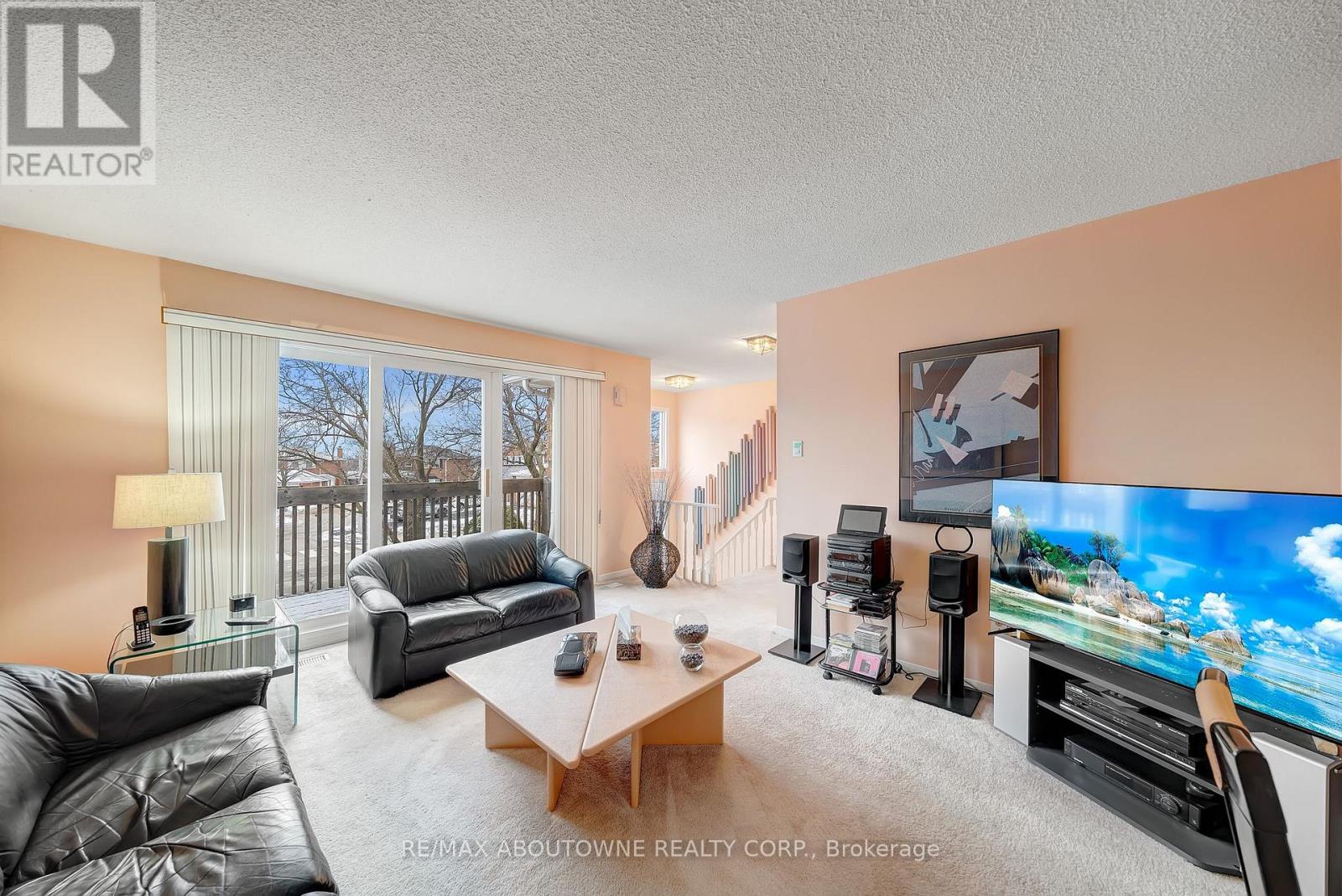 38 Philosopher's Trail, Brampton (Northgate), Ontario  L6S 4C9 - Photo 6 - W12691574