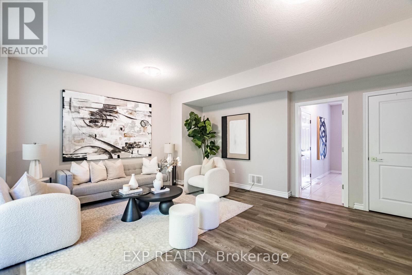 7 - 445 Ontario Street S, Milton (Tm Timberlea), Ontario  L9T 9K2 - Photo 7 - W12691594