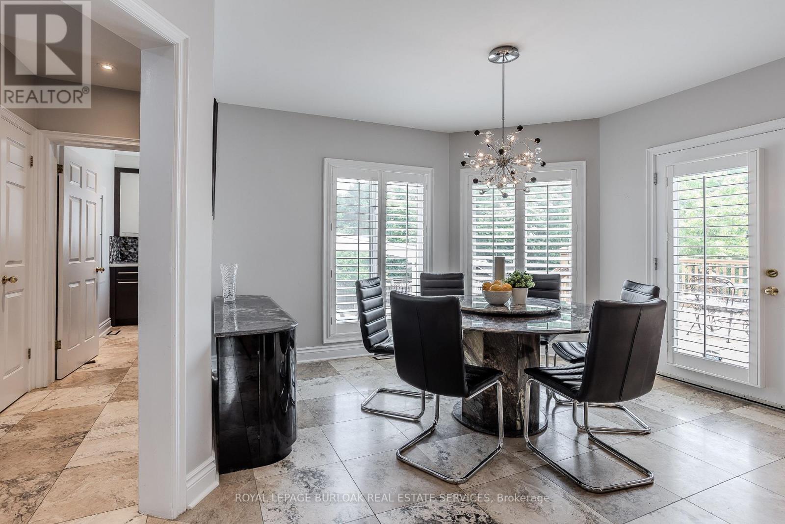 1400 Tamworth Court, Burlington, Ontario  L7P 4V3 - Photo 14 - W12691598