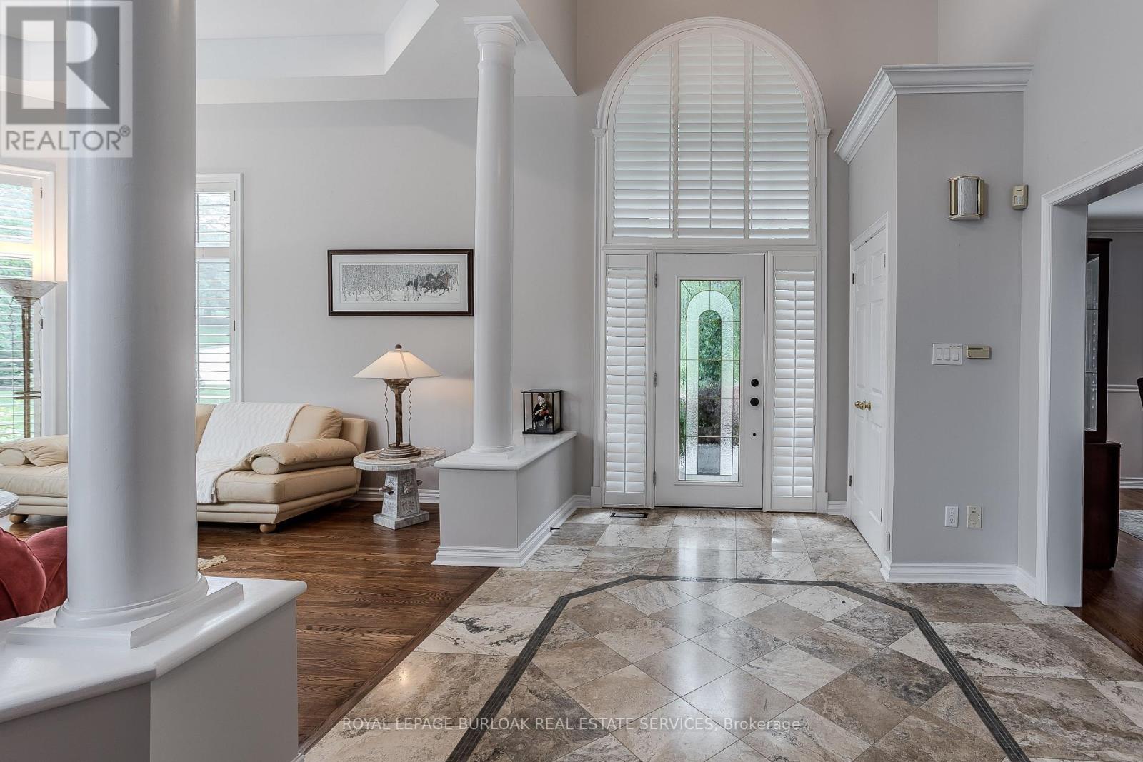 1400 Tamworth Court, Burlington, Ontario  L7P 4V3 - Photo 6 - W12691598