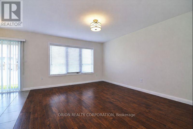 222 Cedric Terrace, Milton, Ontario  L9T 0A0 - Photo 6 - W12691634