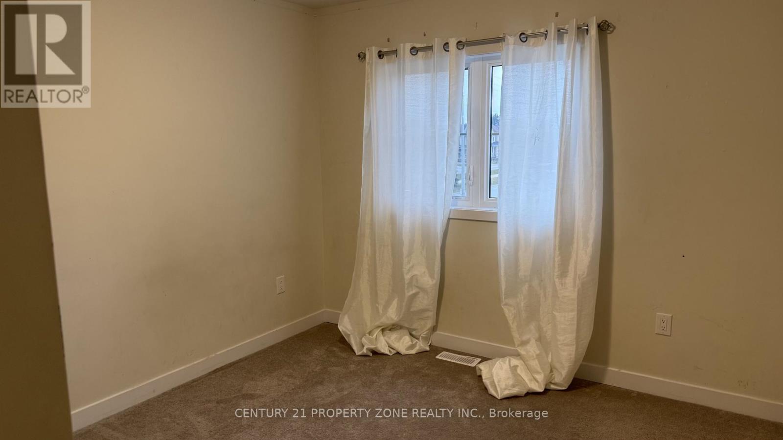 65 Sunflower Crescent, Thorold, Ontario  L3B 0L1 - Photo 21 - X12473765