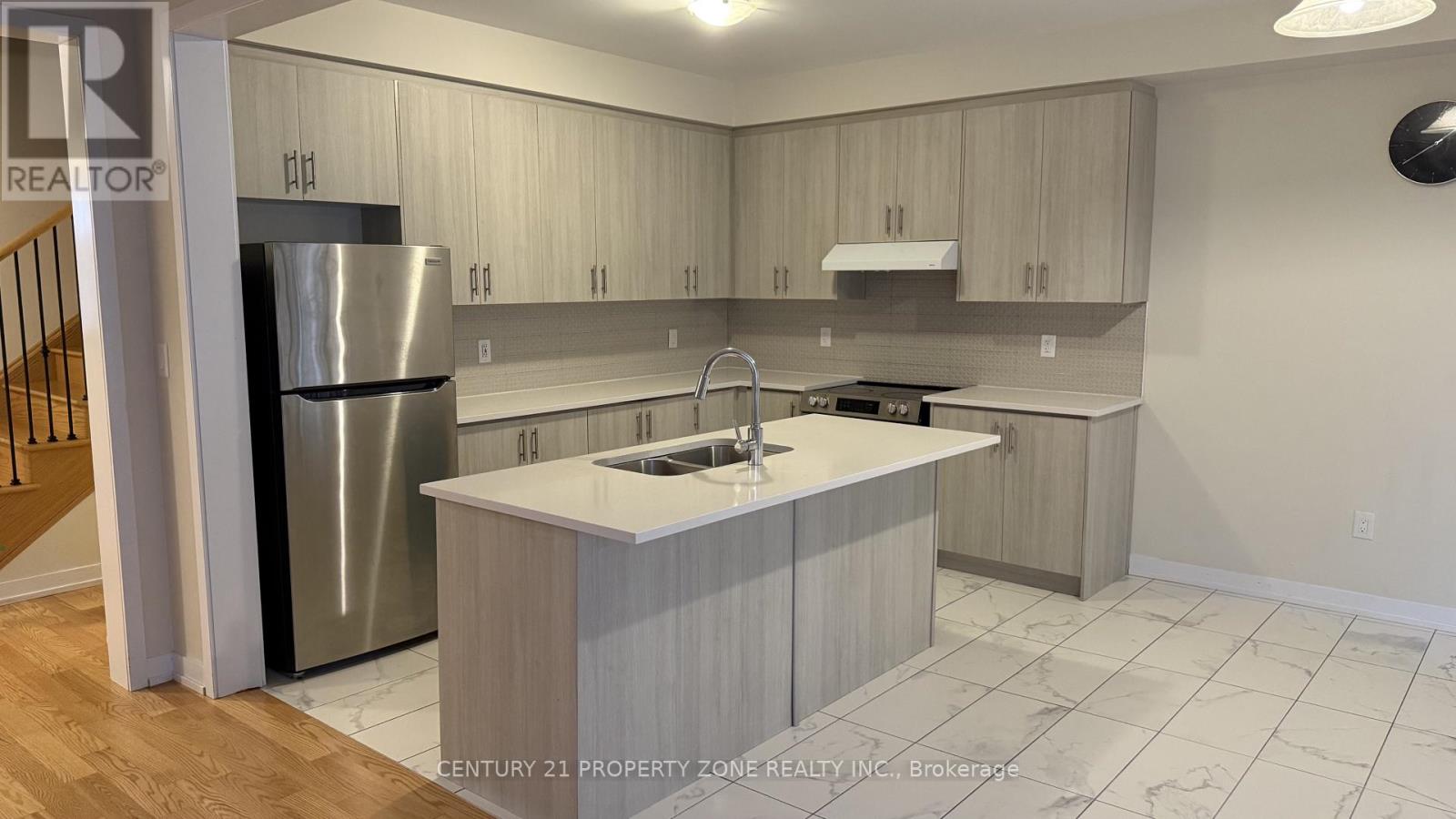 65 Sunflower Crescent, Thorold, Ontario  L3B 0L1 - Photo 8 - X12473765