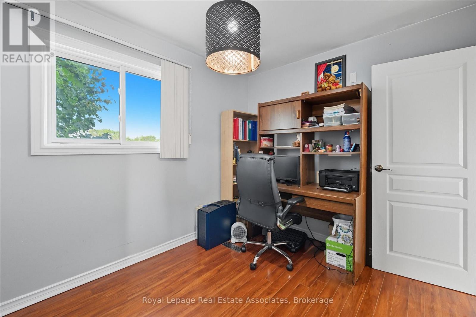 107 Billington Crescent, Hamilton, Ontario  L8T 4R3 - Photo 35 - X12537294