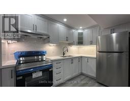 12 TRAILBANK GARDENS, Hamilton, Ontario