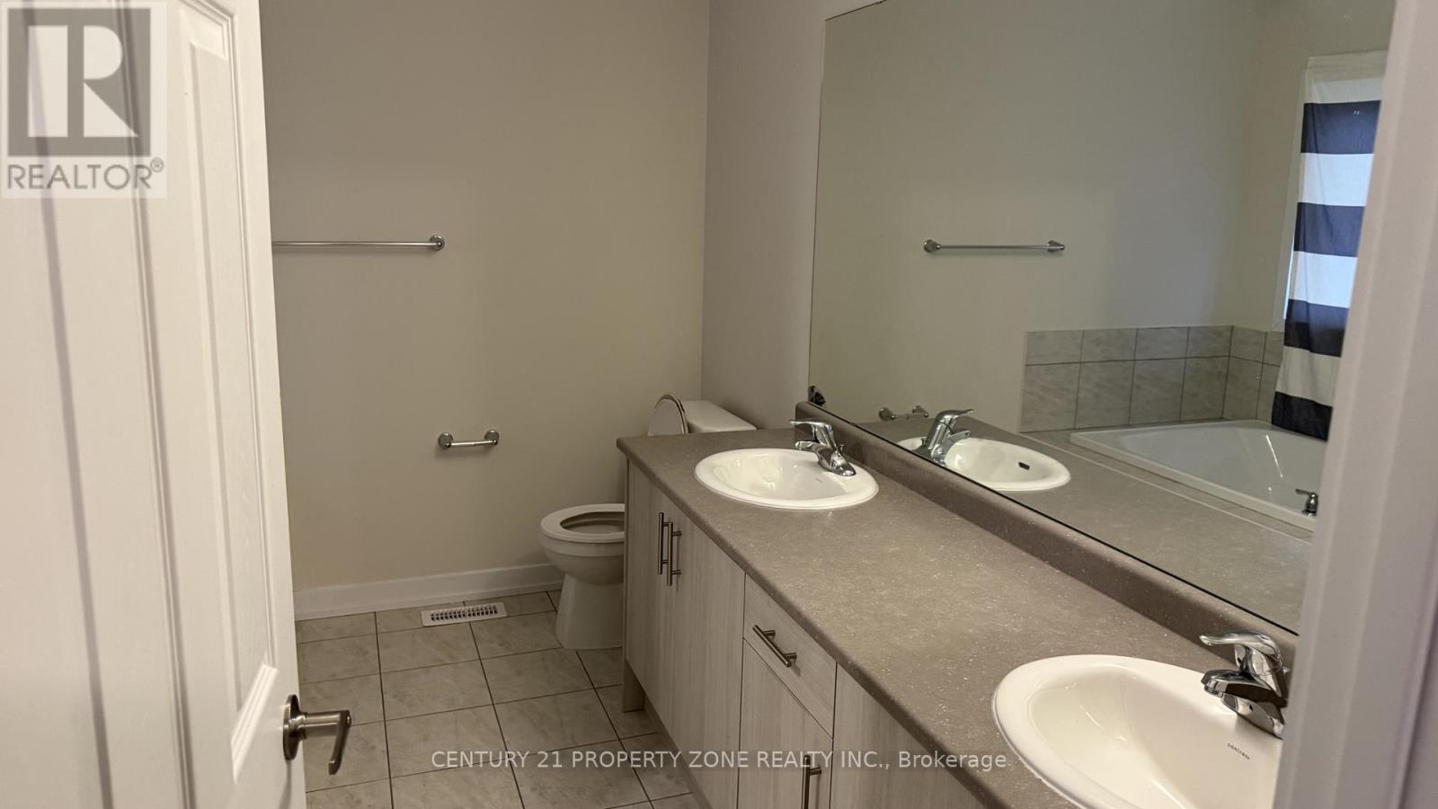 65 Sunflower Crescent, Thorold, Ontario  L3B 0L1 - Photo 16 - X12473765