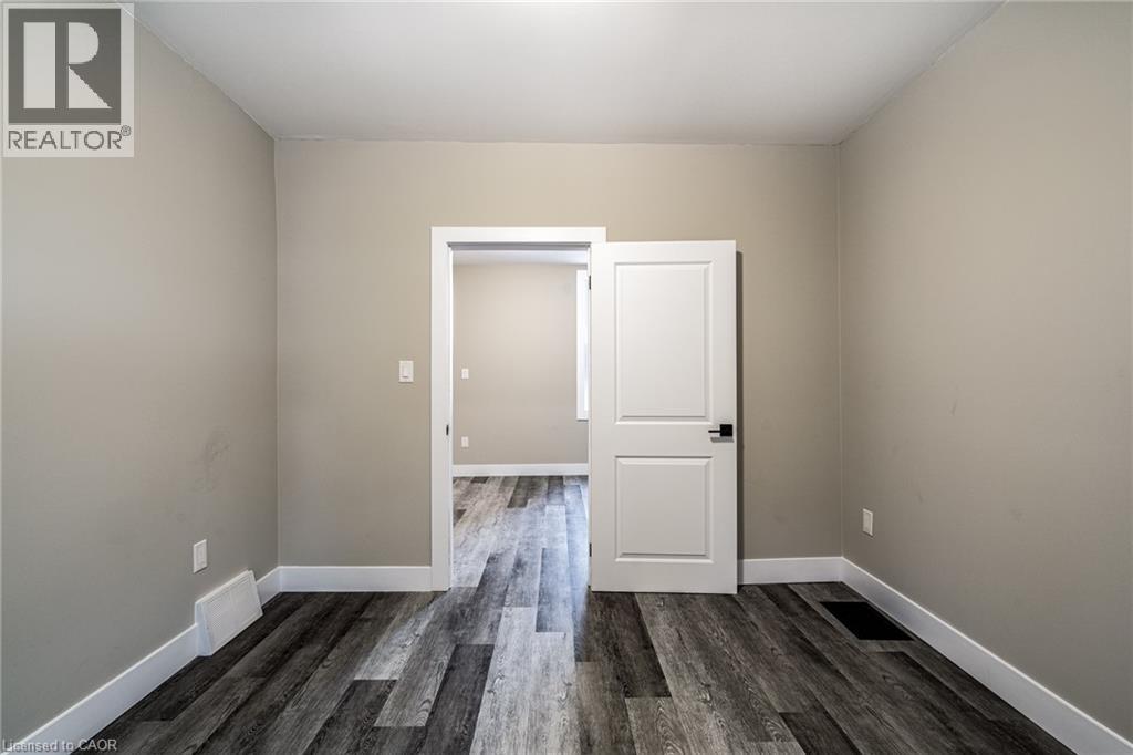 100 Sherman Avenue N, Hamilton, Ontario  L8L 6M5 - Photo 10 - 40792933