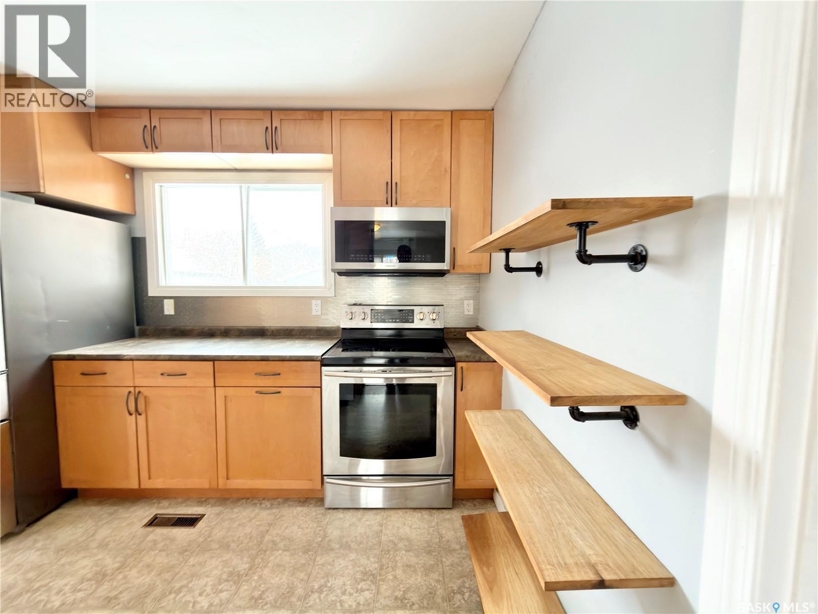 108 2nd Street W, Delisle, Saskatchewan  S0L 0P0 - Photo 13 - SK026723