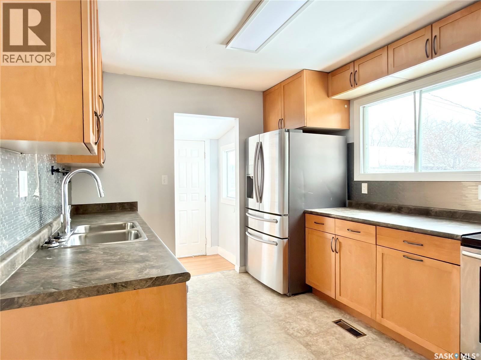 108 2nd Street W, Delisle, Saskatchewan  S0L 0P0 - Photo 14 - SK026723