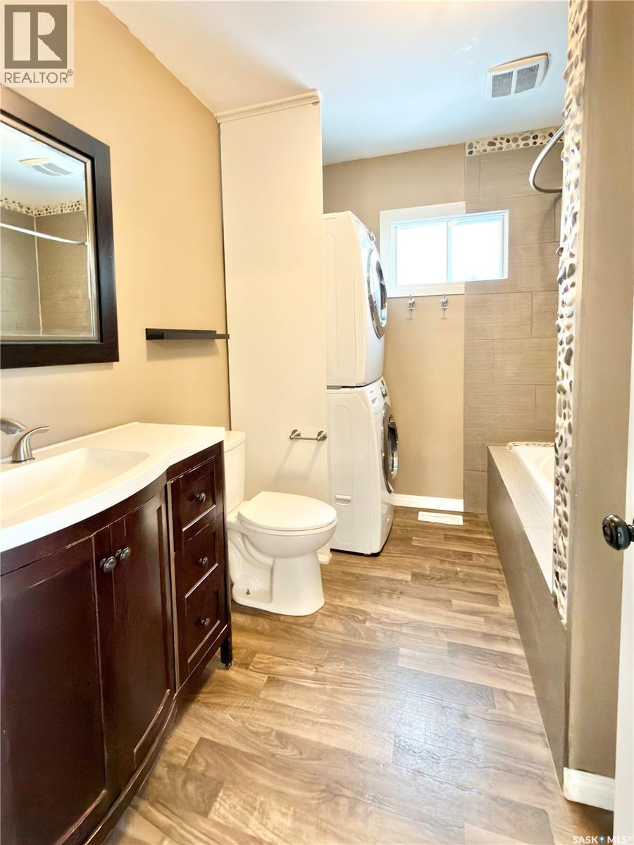 108 2nd Street W, Delisle, Saskatchewan  S0L 0P0 - Photo 25 - SK026723