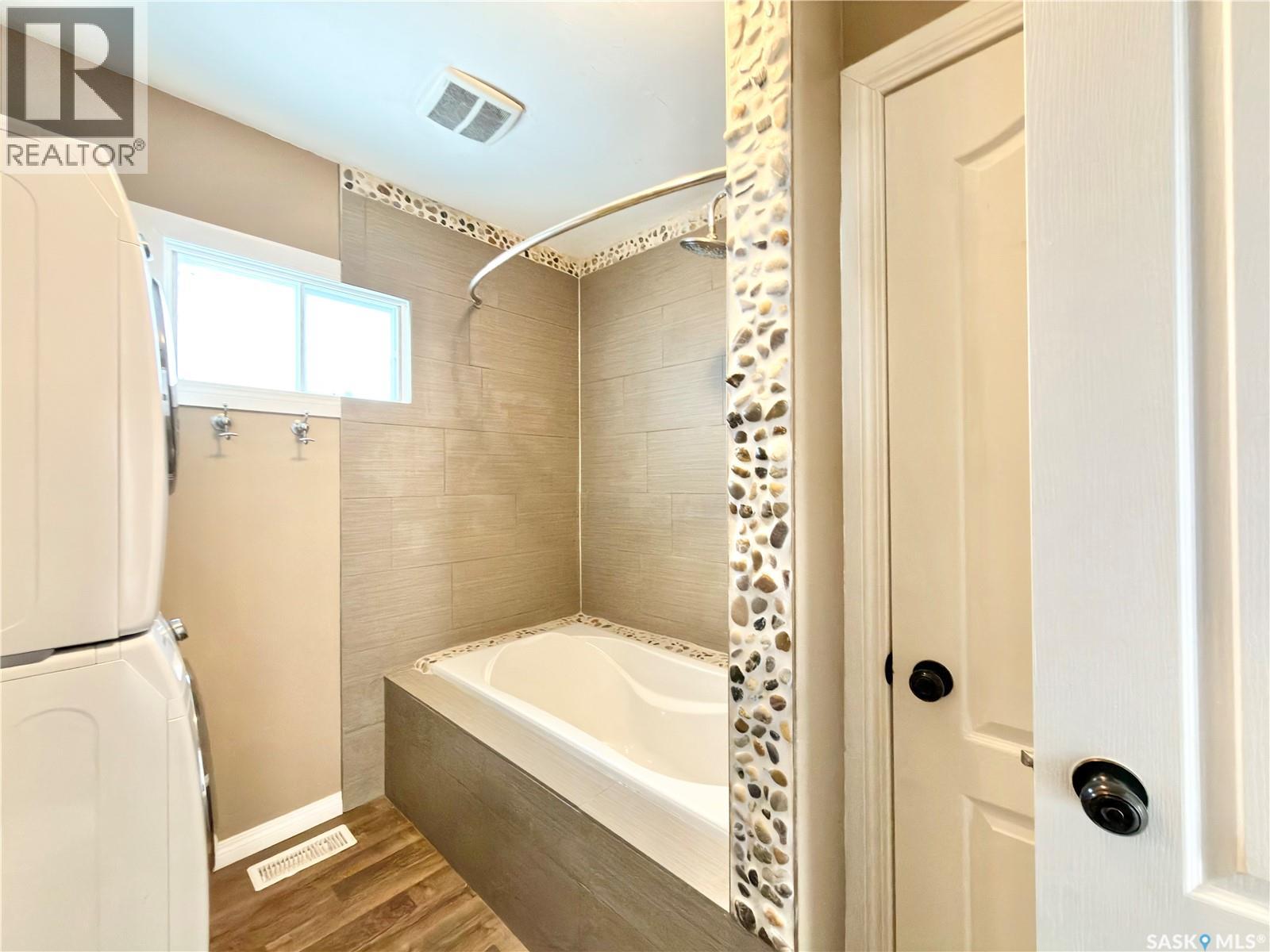 108 2nd Street W, Delisle, Saskatchewan  S0L 0P0 - Photo 29 - SK026723