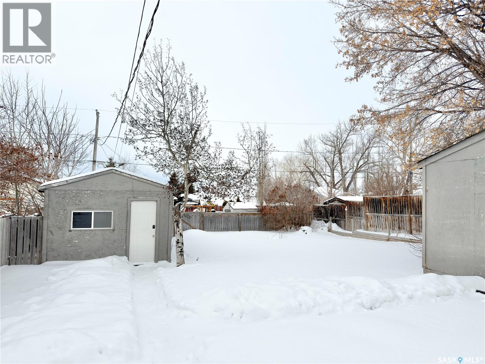 108 2nd Street W, Delisle, Saskatchewan  S0L 0P0 - Photo 37 - SK026723