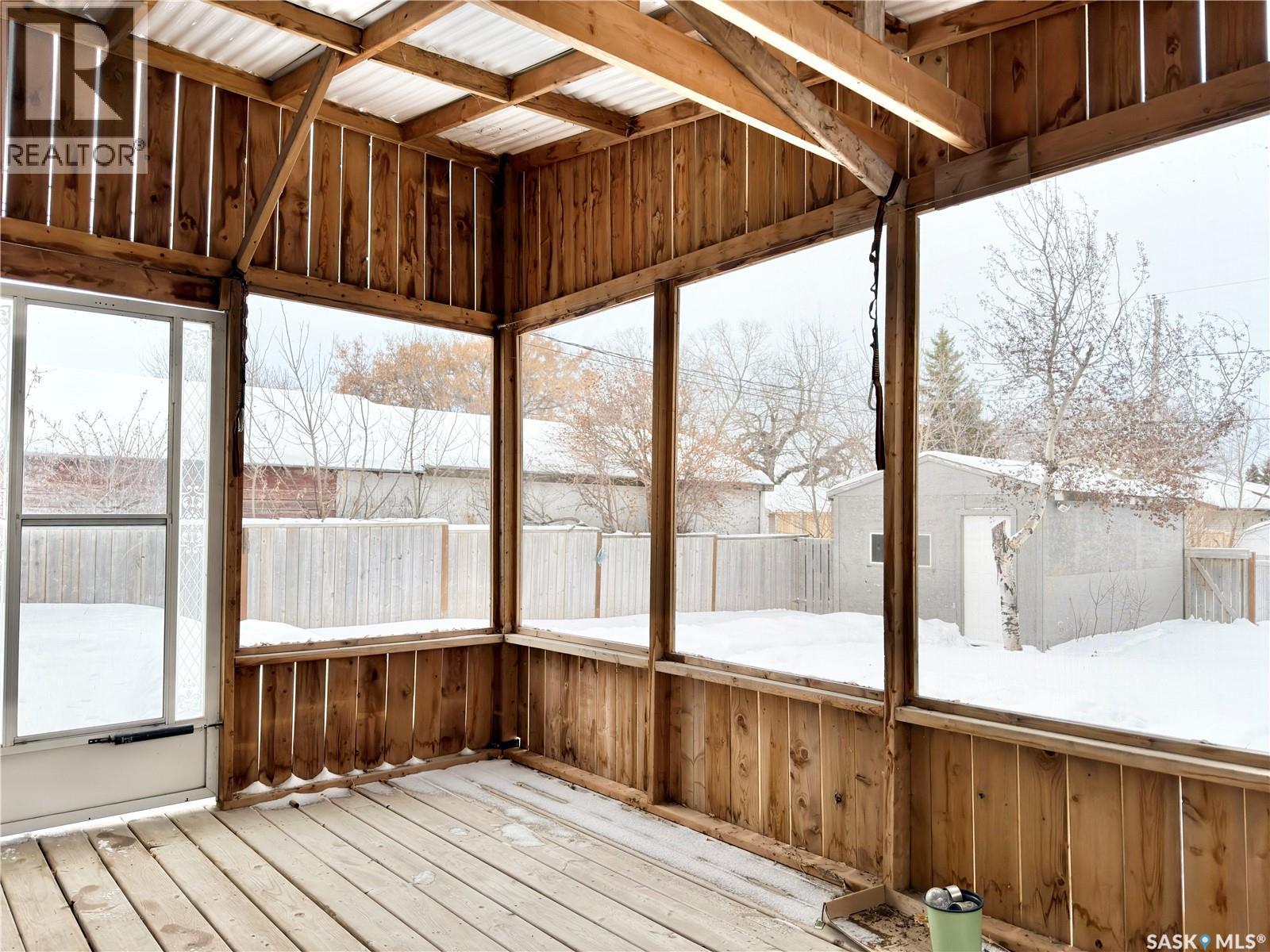 108 2nd Street W, Delisle, Saskatchewan  S0L 0P0 - Photo 41 - SK026723