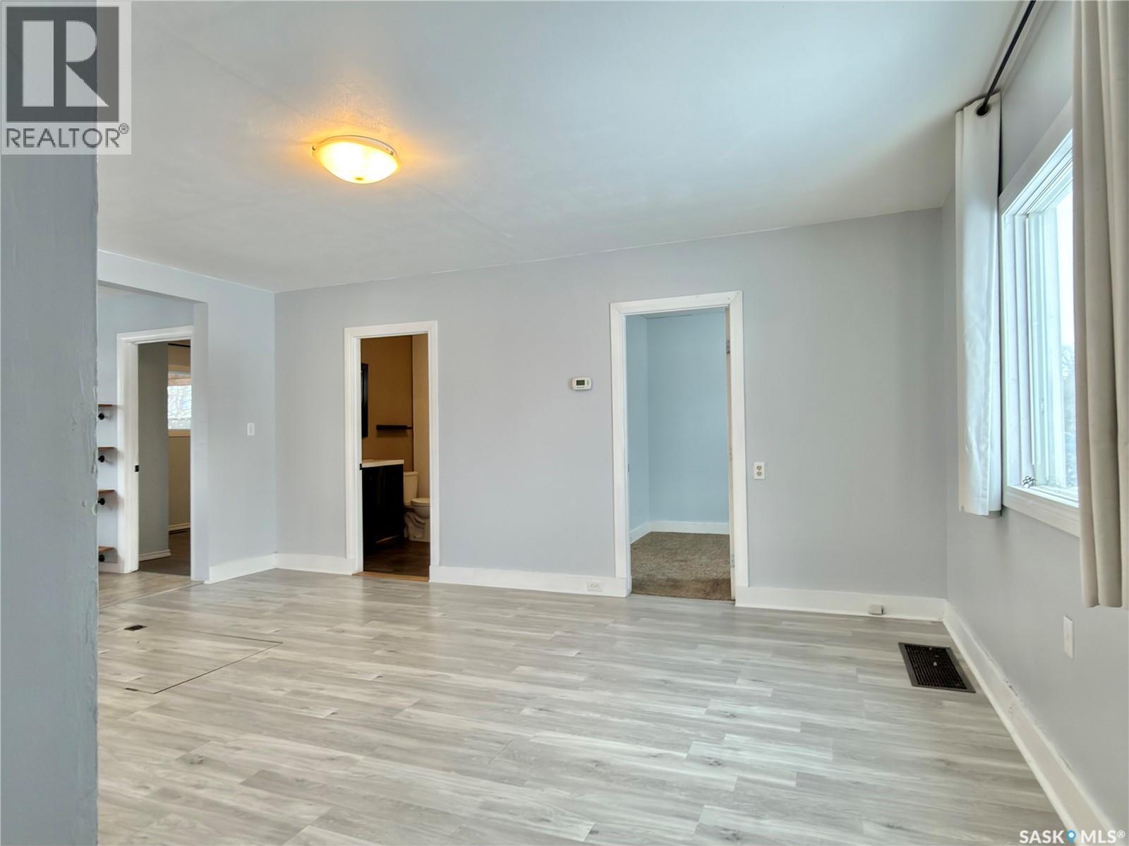 108 2nd Street W, Delisle, Saskatchewan  S0L 0P0 - Photo 7 - SK026723