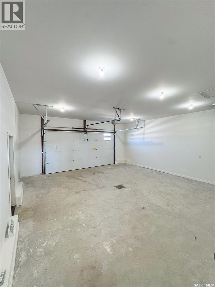 51 Hadley Road, Prince Albert, Saskatchewan  S6X 0A4 - Photo 22 - SK026709