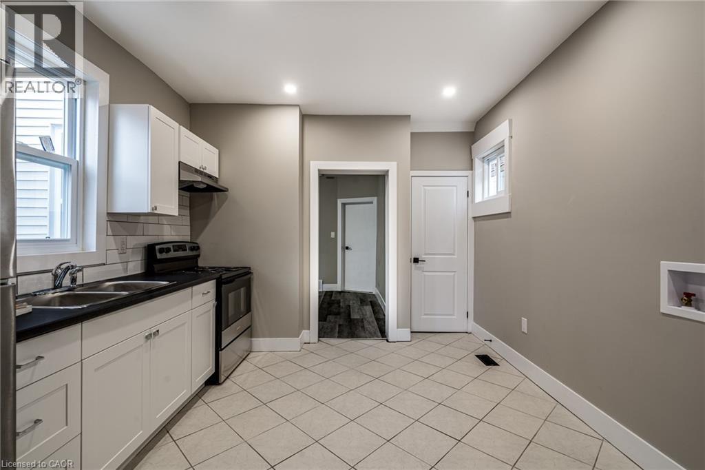 100 Sherman Avenue N, Hamilton, Ontario  L8L 6M5 - Photo 15 - 40792933