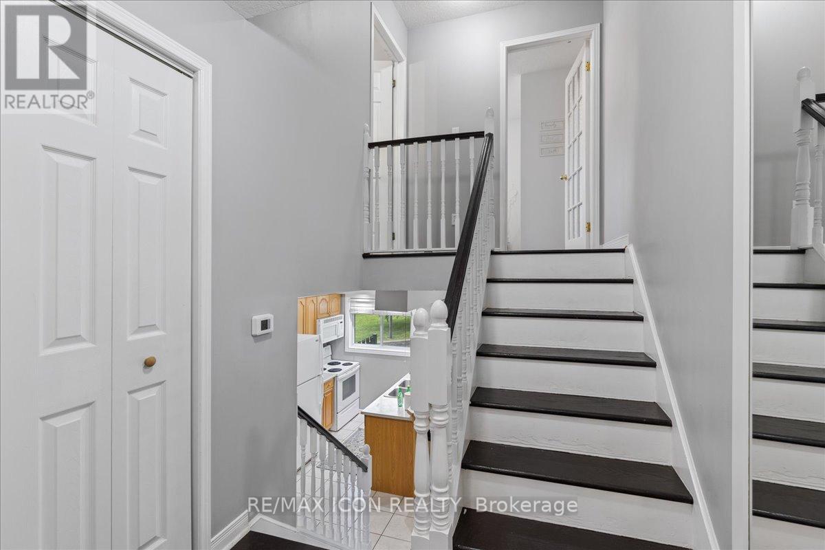 26 - 211 Veronica Drive, Kitchener, Ontario  N2A 2R8 - Photo 10 - X12691520