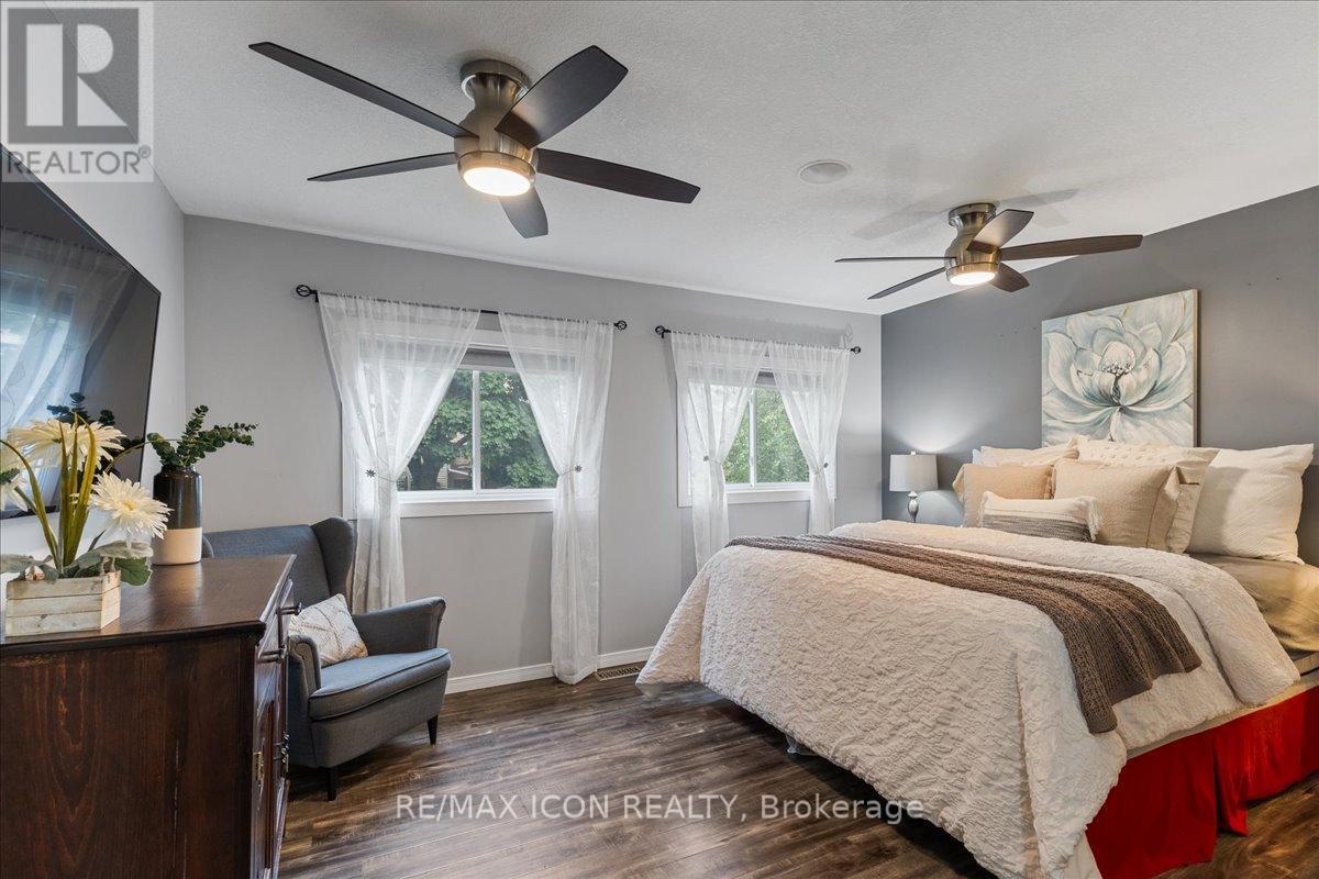 26 - 211 Veronica Drive, Kitchener, Ontario  N2A 2R8 - Photo 11 - X12691520