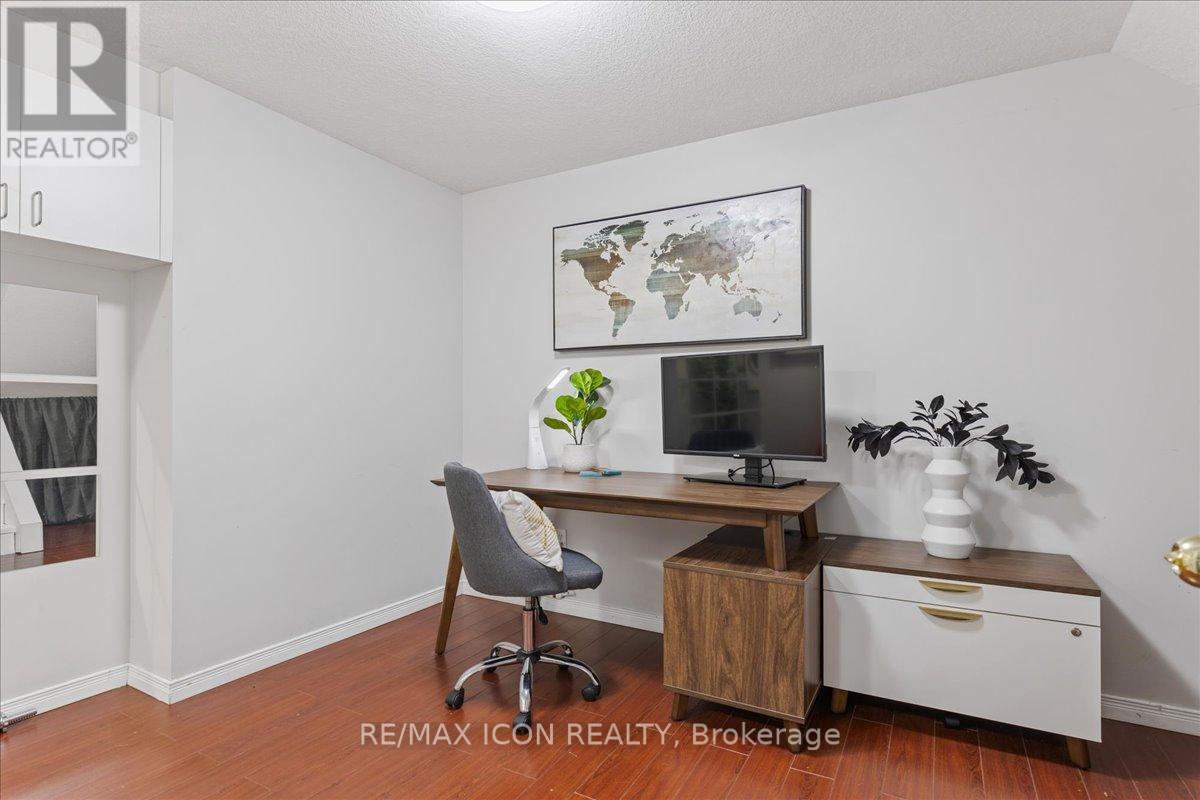 26 - 211 Veronica Drive, Kitchener, Ontario  N2A 2R8 - Photo 22 - X12691520