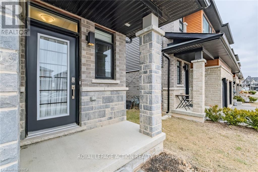 14 June Callwood Way, Brantford, Ontario  N3T 0T7 - Photo 3 - X12691552