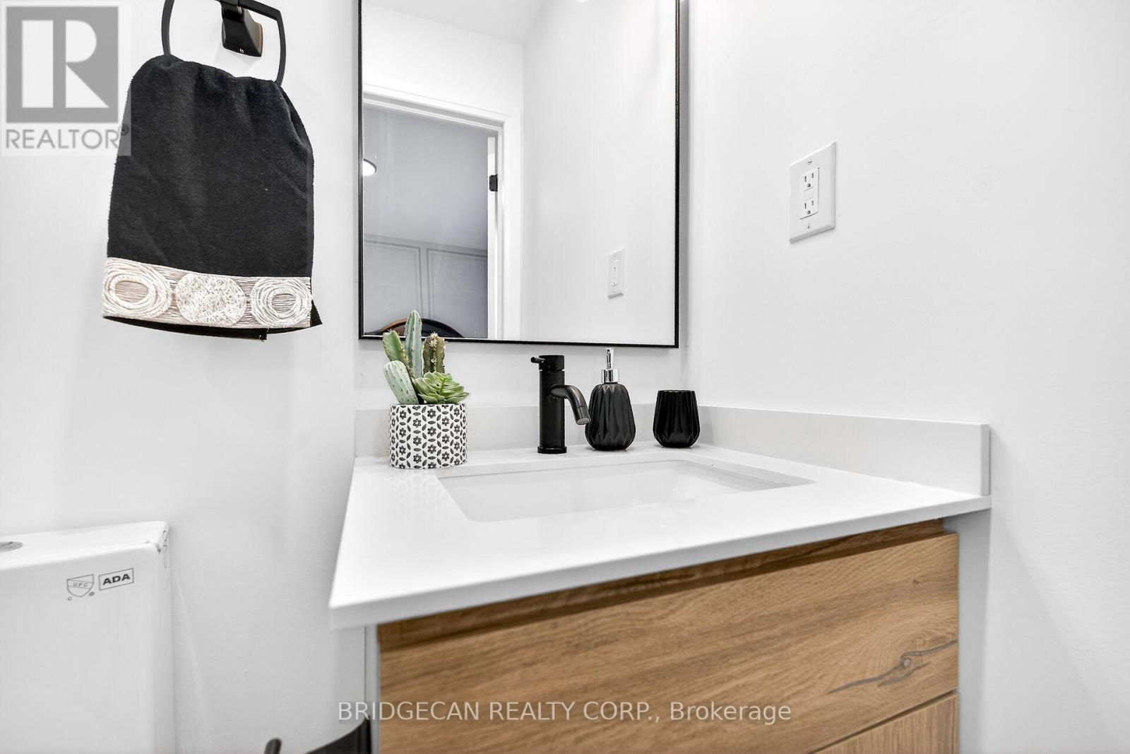 50 Mountain Avenue N, Hamilton, Ontario  L8G 2K8 - Photo 25 - X12691556