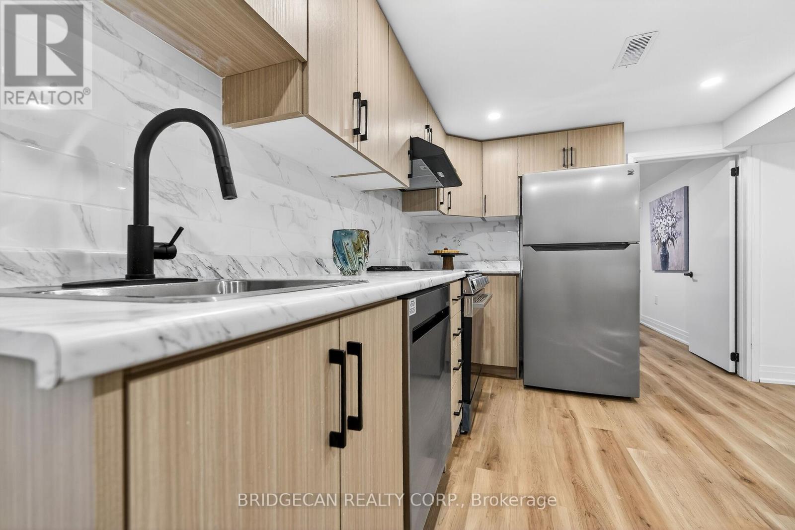 50 Mountain Avenue N, Hamilton, Ontario  L8G 2K8 - Photo 33 - X12691556