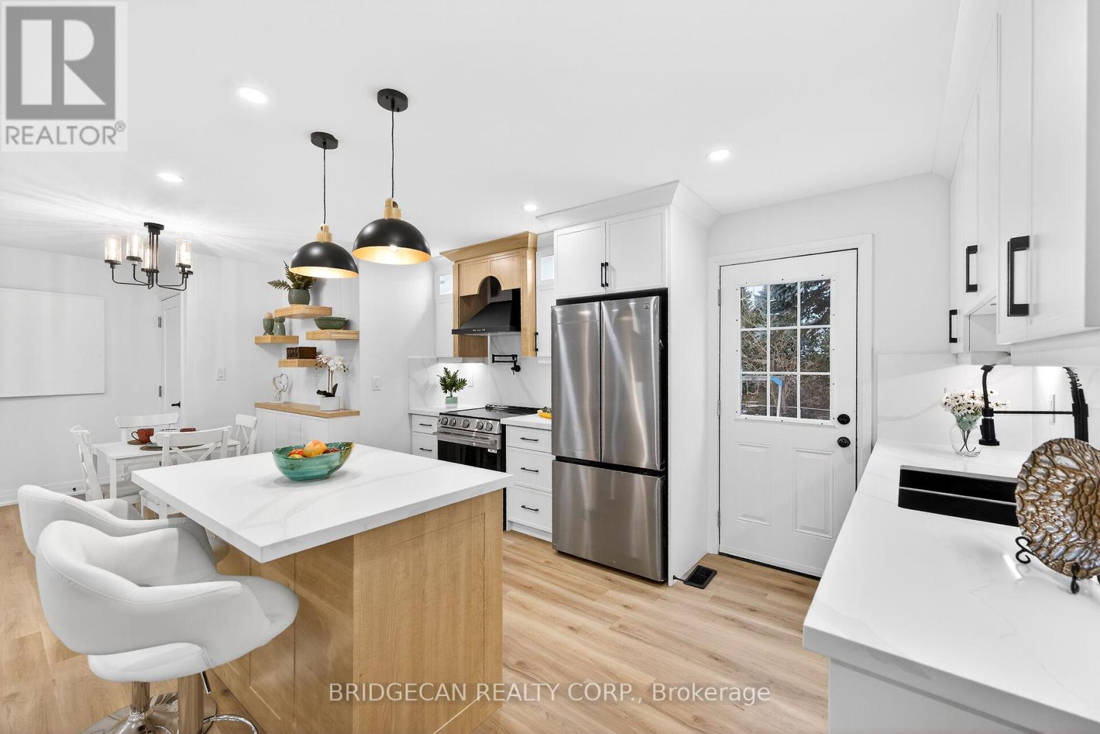 50 Mountain Avenue N, Hamilton, Ontario  L8G 2K8 - Photo 6 - X12691556