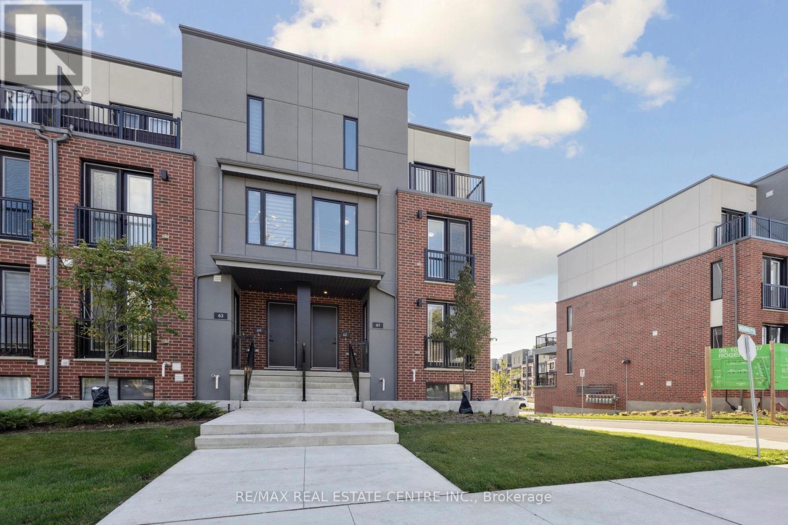 62 - 99 Roger Street, Waterloo, Ontario  N2J 0G1 - Photo 2 - X12691580