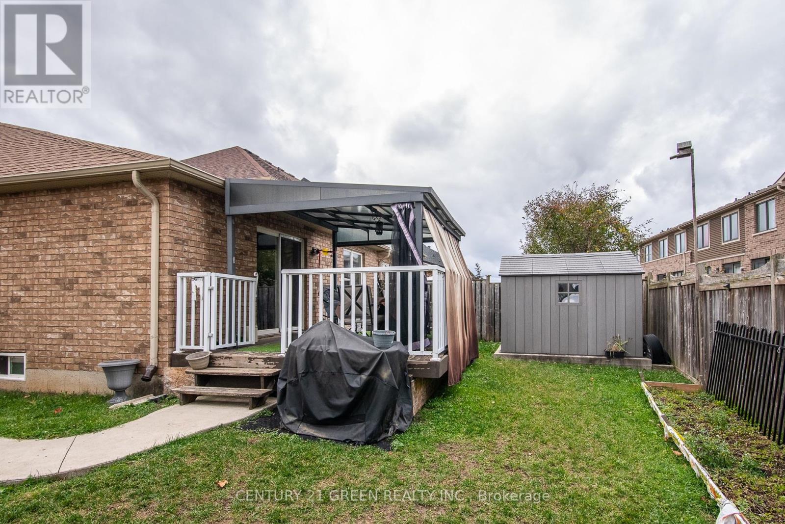 57 Hannon Crescent, Hamilton, Ontario  L0R 1P0 - Photo 5 - X12691616