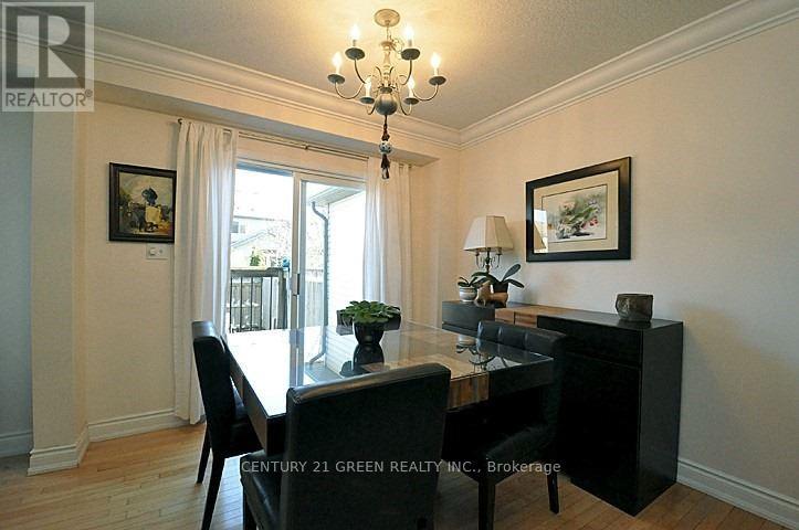 573 Wild Iris Avenue, Waterloo, Ontario  N2V 2X5 - Photo 10 - X12691620