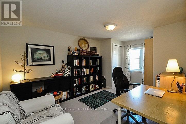 573 Wild Iris Avenue, Waterloo, Ontario  N2V 2X5 - Photo 17 - X12691620