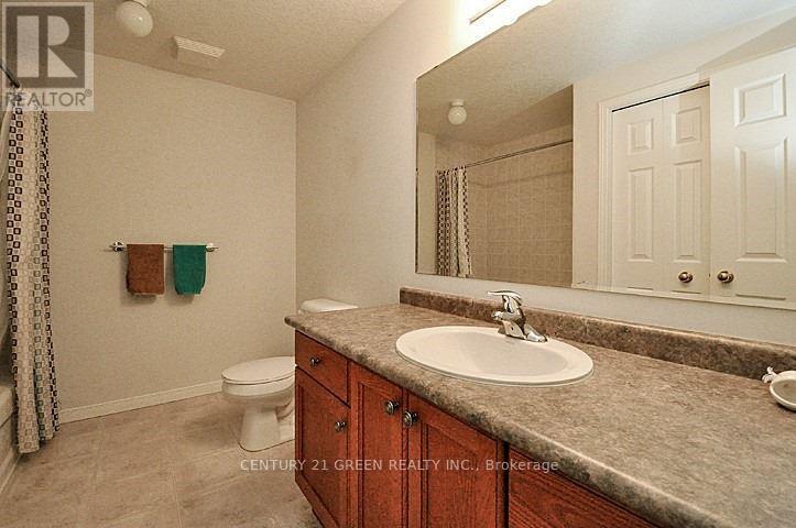 573 Wild Iris Avenue, Waterloo, Ontario  N2V 2X5 - Photo 18 - X12691620