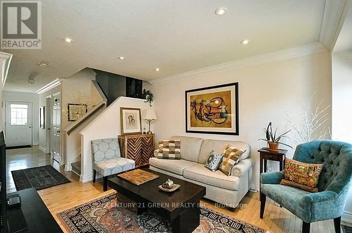 573 Wild Iris Avenue, Waterloo, Ontario  N2V 2X5 - Photo 5 - X12691620