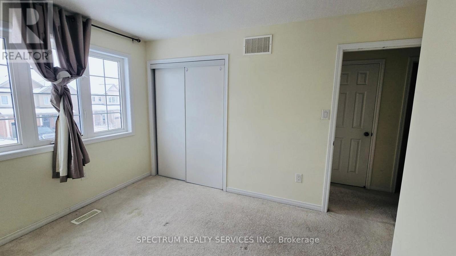 96 Warner Lane, Brantford, Ontario  N3T 0J3 - Photo 13 - X12691624